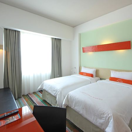 Harris Hotel & Convention Festival Citylink Bandung Buitenkant foto