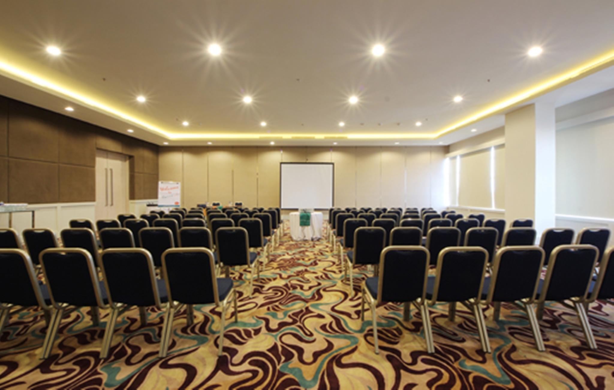Harris Hotel & Convention Festival Citylink Bandung Buitenkant foto